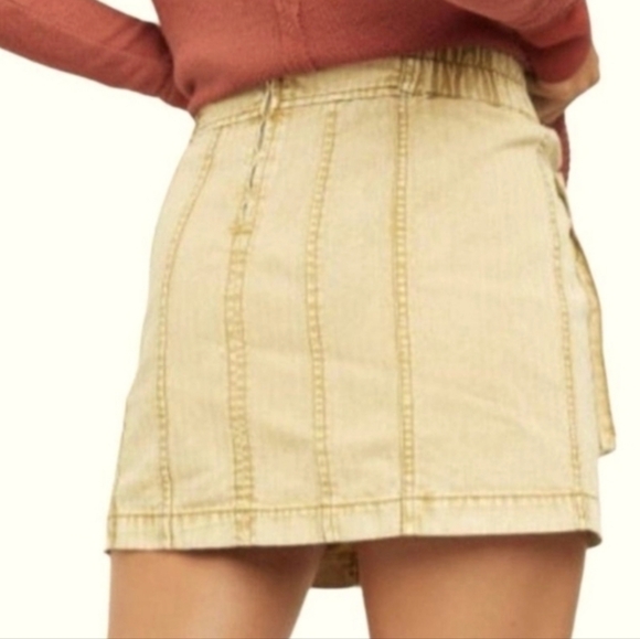 Free People West Coast Wash Denim Cargo Mini Skirt - Picture 12 of 13
